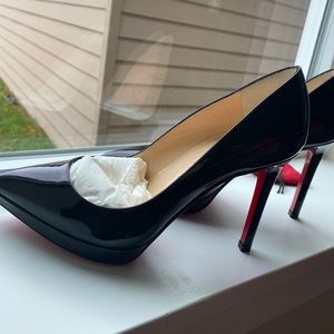 Christian Louboutin Pigalle Plato 100 Patent. New